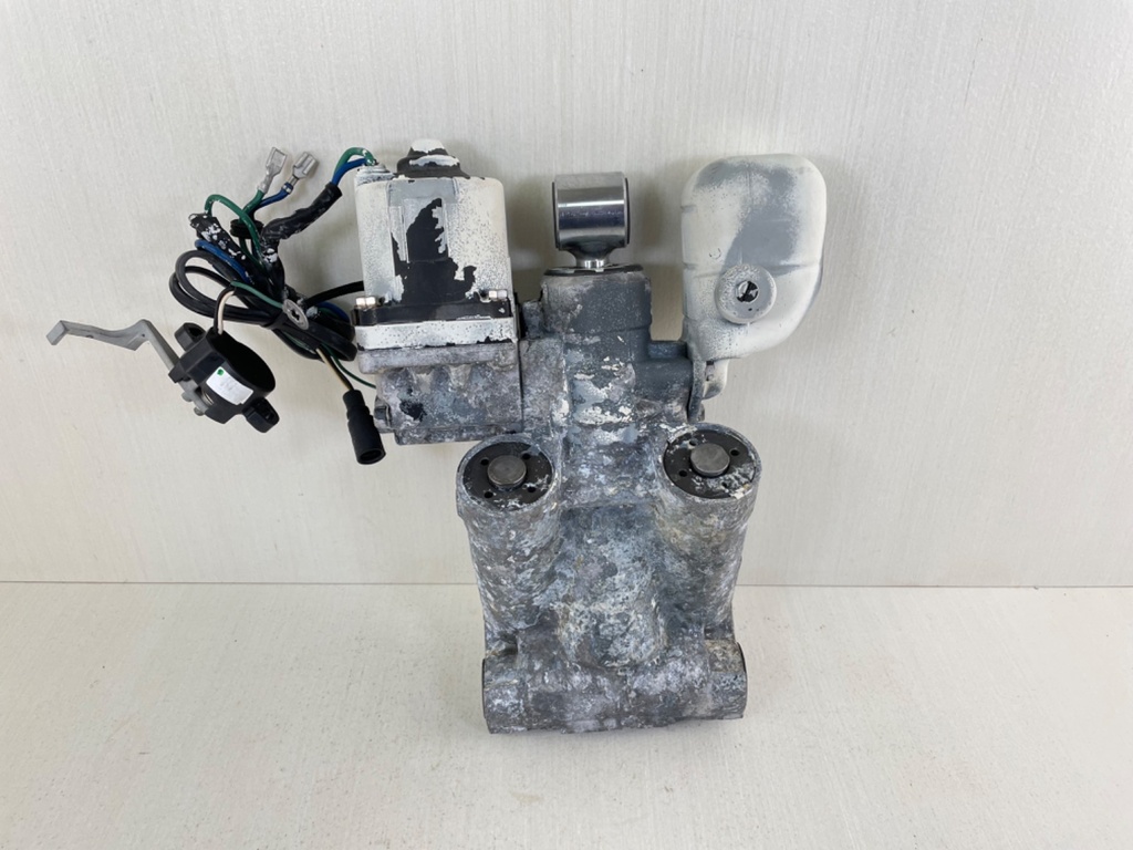 Evinrude Johnson BRP Power Trim & Tilt Unit Assembly 90HP - 300HP