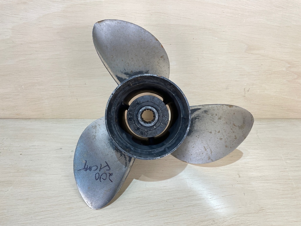 Johnson 200 HP Prop 14 1/2 X 19 SST PN 0389924