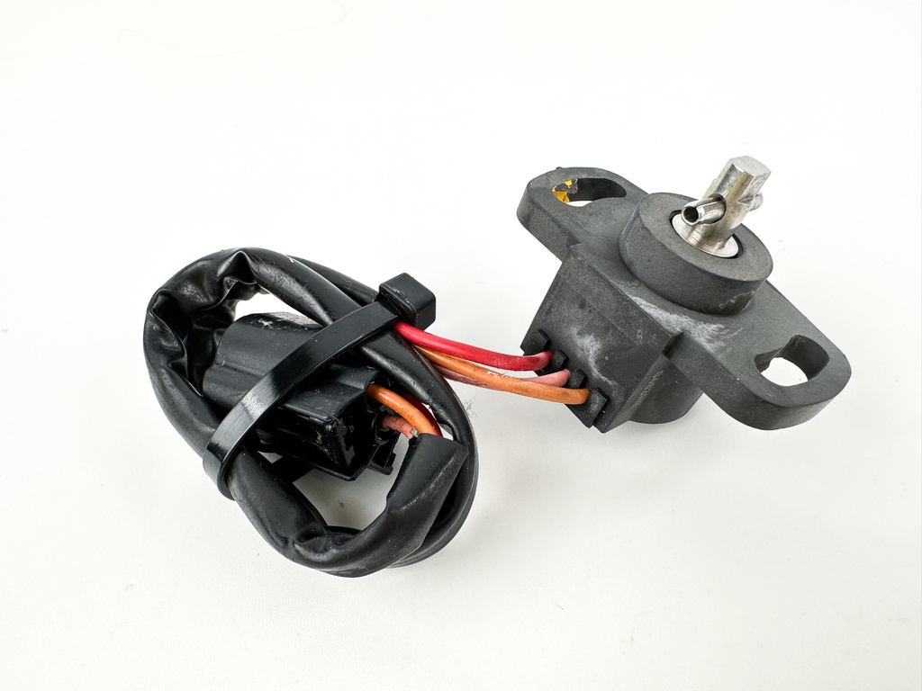 2004 Yamaha 150 HP 2 Stroke Outboard Trim Sender Unit Sensor 67H-83672-00-00 OEM