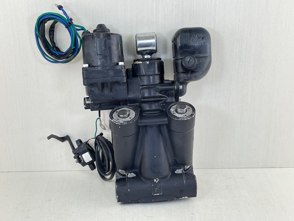 Evinrude Johnson BRP Power Trim & Tilt Unit Assembly 90 115 150 175 200 225 250 300