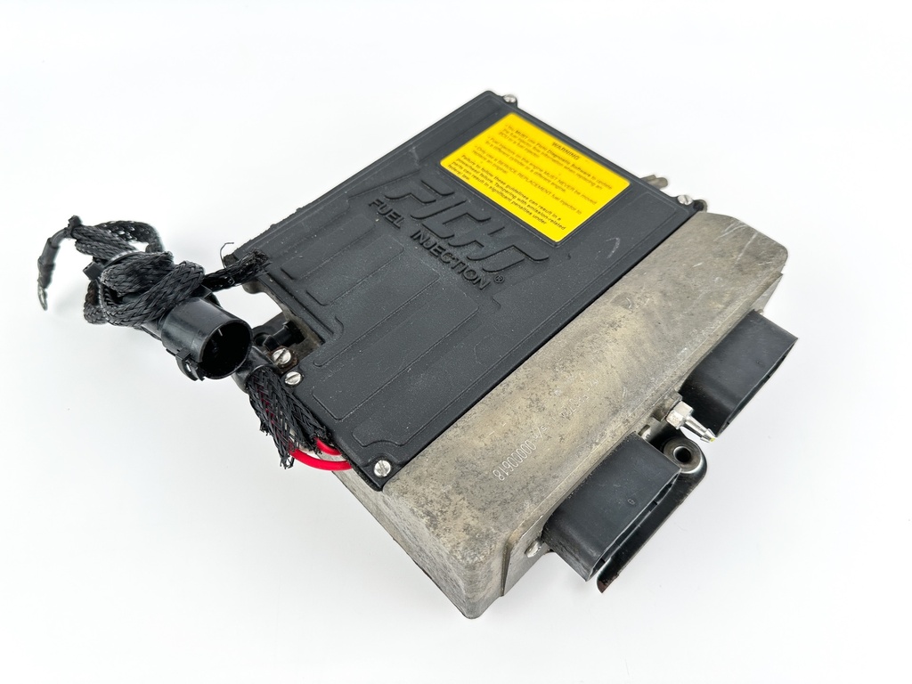 2002 Evinrude 200HP 2 Stroke Fight Outboard Engine Control Unit ECU 0586724 EMM