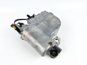 1999 Yamaha 250 HP 2 Stroke Outboard VST Float Chamber Assembly 66K-14980-00-00 OEM