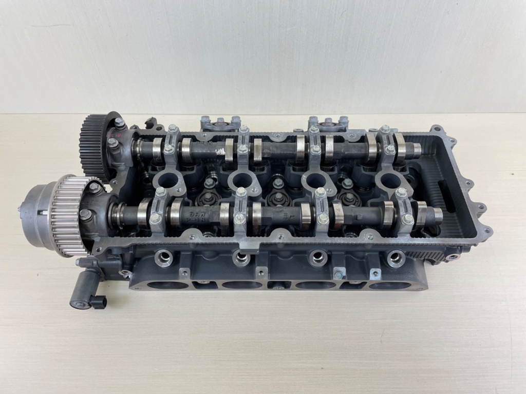 2012 + Yamaha F 350 HP Outboard Port Side Cylinder Head Assembly 6AW-W009A-01-9S