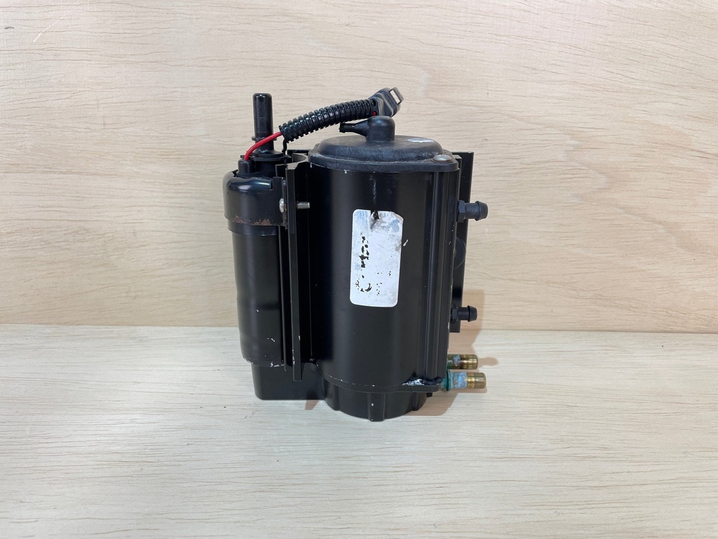 2004 Evinrude Ficht 225HP Fuel Pump VST Assembly 5004429