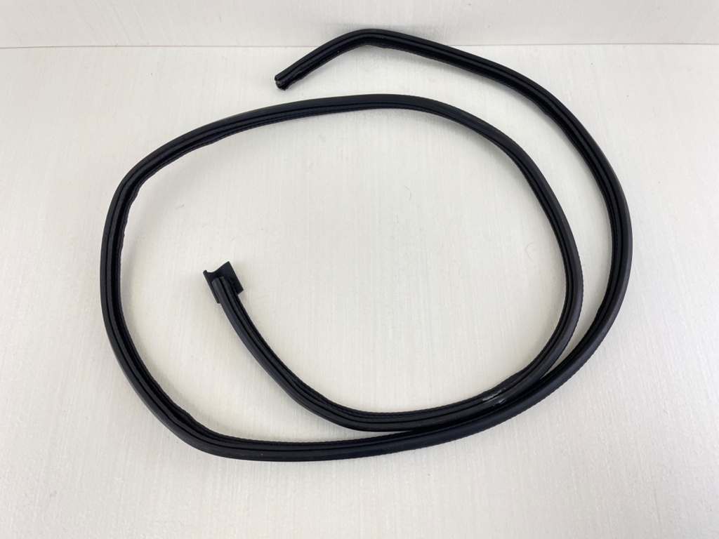 2014 Yamaha 150HP 4 Stroke Outboard Bottom Cowling Seal 63P-42615-00-00