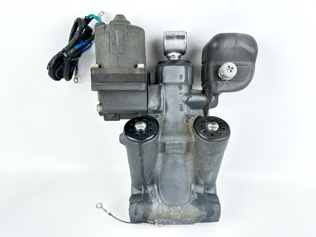 Yamaha F115 115 HP 4 Stroke Outboard Power Trim Tilt Unit 68V-43800-01-4D OEM