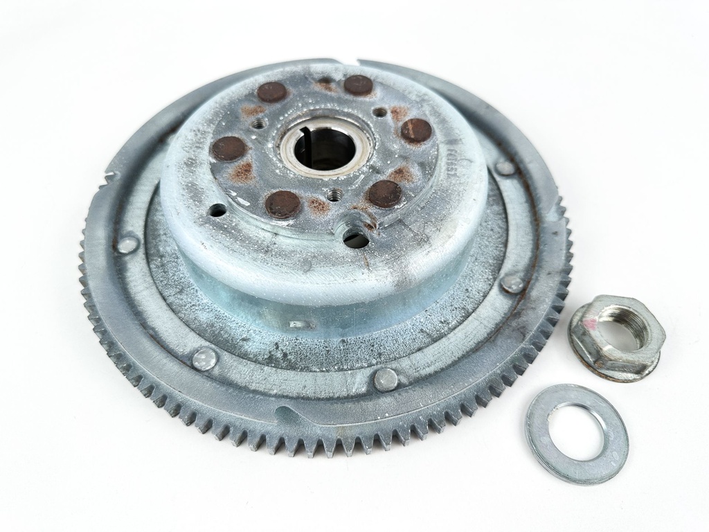 2000-2014 Yamaha 115HP 4 Stroke Outboard Rotor Flywheel 68V-81450-00-00