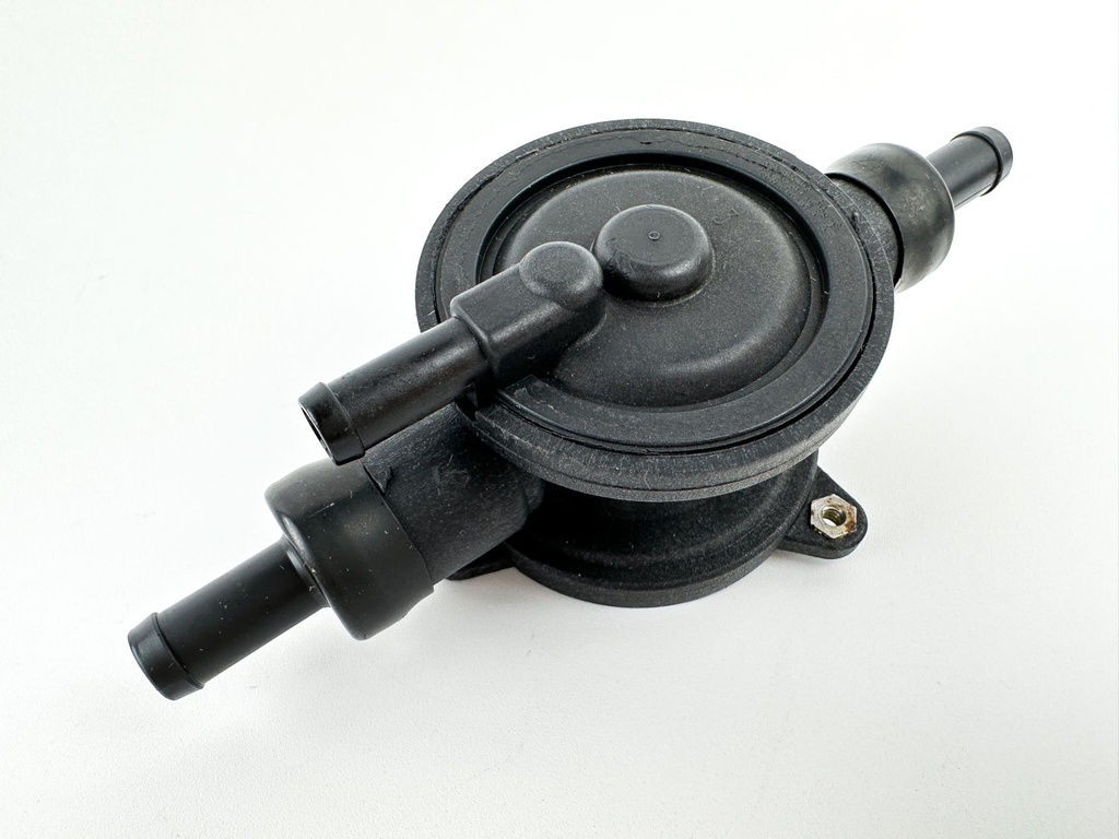 2014 Evinrude 300 HP 2 Stroke Outboard Secondary Lift Pump 5007581 OEM