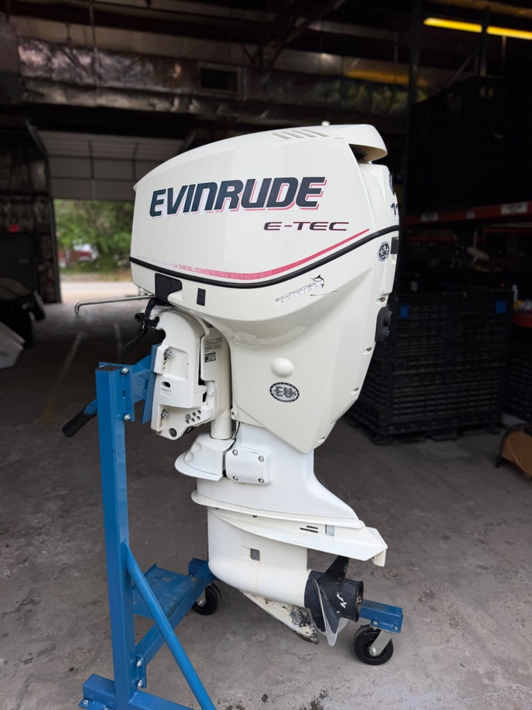 2007 Evinrude Etec 115HP 2 Stroke Outboard Engine W/ 25” Shaft - 242 Hours