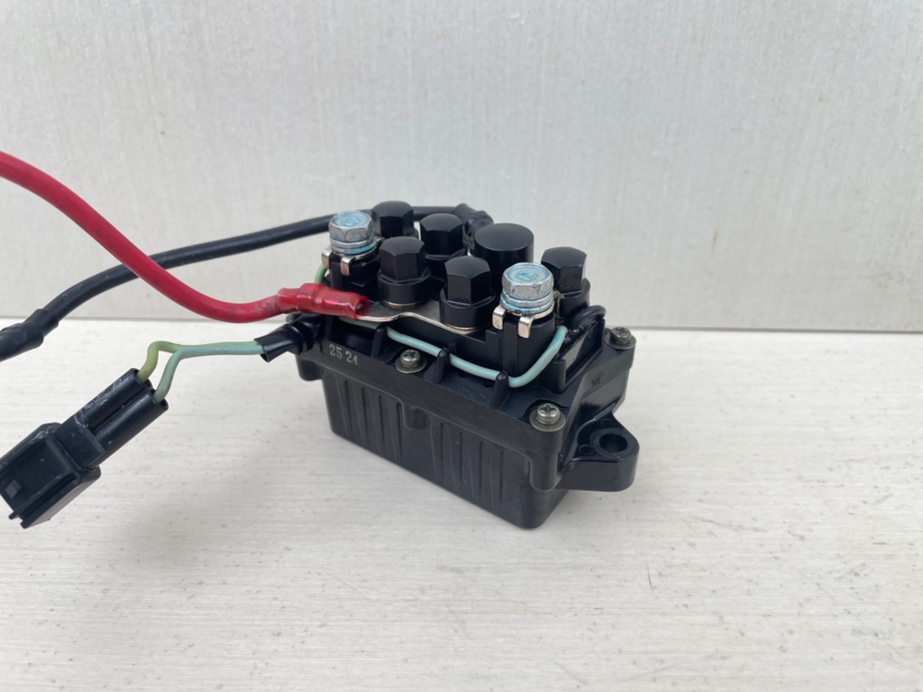 2003 Yamaha F115 115HP 4 Stroke Outboard Trim Tilt Relay 68V-8195B-01-00