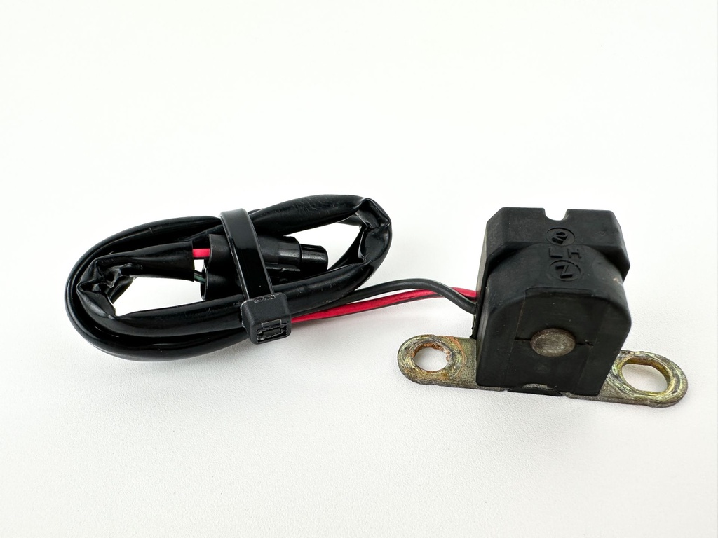 2003 Suzuki 140 HP 4 Stroke Outboard CKP Ignition Timing Coil 32160-87L01 OEM