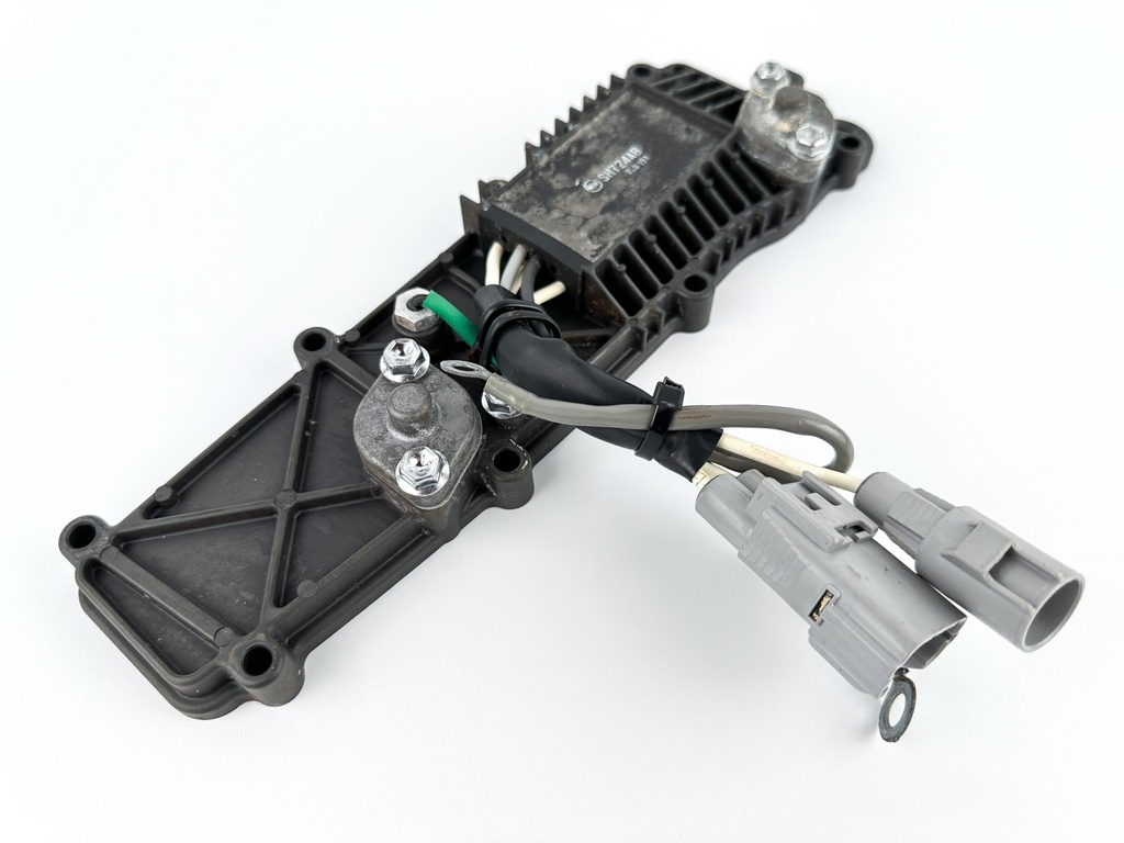2011 Suzuki 140 HP 4 Stroke Outboard Rectifier & Regulator 32800-90J30 OEM