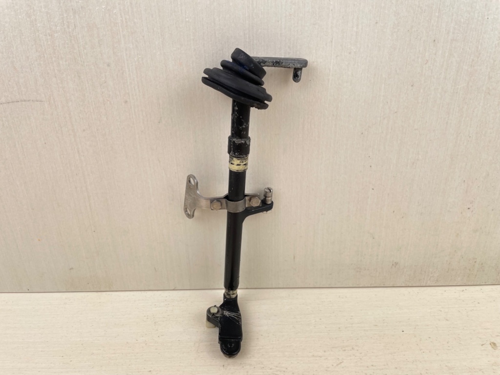 Evinrude Johnson OMC Throttle Lever & Pin Assembly 0438075