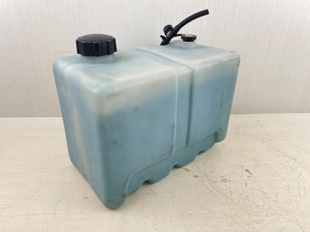 Yamaha Outboard 2 Stroke Remote Sub Oil Tank With Pump & Sensor 10.5L