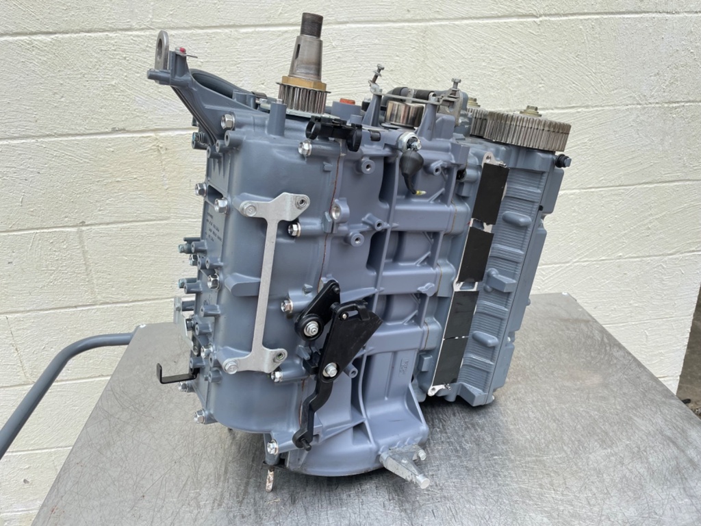 2006 Yamaha 115 HP 4 Stroke Outboard Powerhead 68V-W009B-07-1S OEM