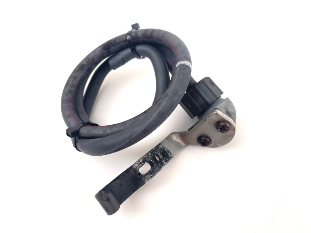 2006 Yamaha 115 HP 4 Stroke Outboard Fresh Water Flush Port 67F-12535-01-00 OEM