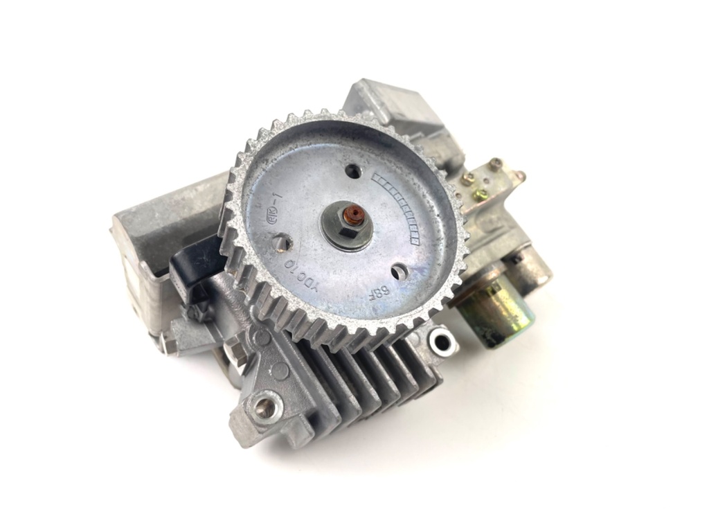 2003 Yamaha 150 HP 2 Stroke HPDI Fuel Injection Pump 68F-12170-01-00 - Parts