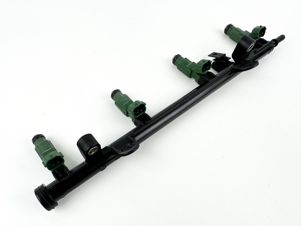2015 Yamaha 150 HP 4 Stroke Outboard Fuel Injector Set W/ Rail 63P-13761-01-00 OEM