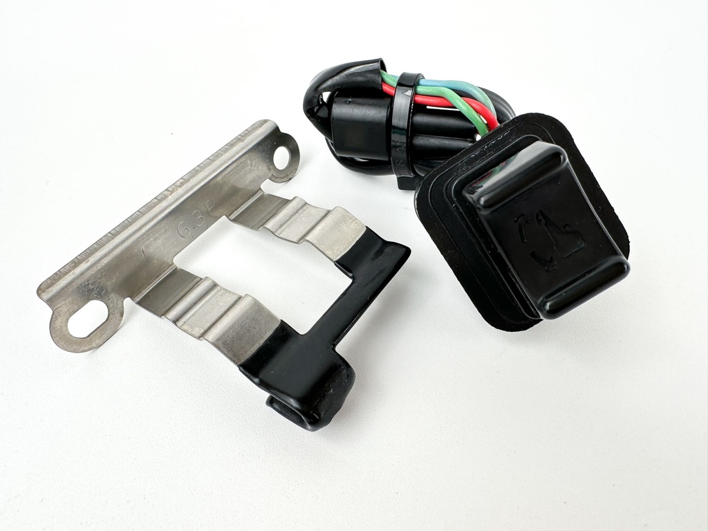2015 Yamaha 150 HP 4 Stroke Outboard Trim Switch 69J-82563-01-00 OEM