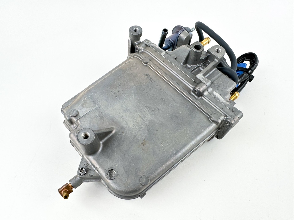2015 Yamaha 150 HP 4 Stroke Outboard VST Float Chamber Assembly 63P-14180-20-00 OEM