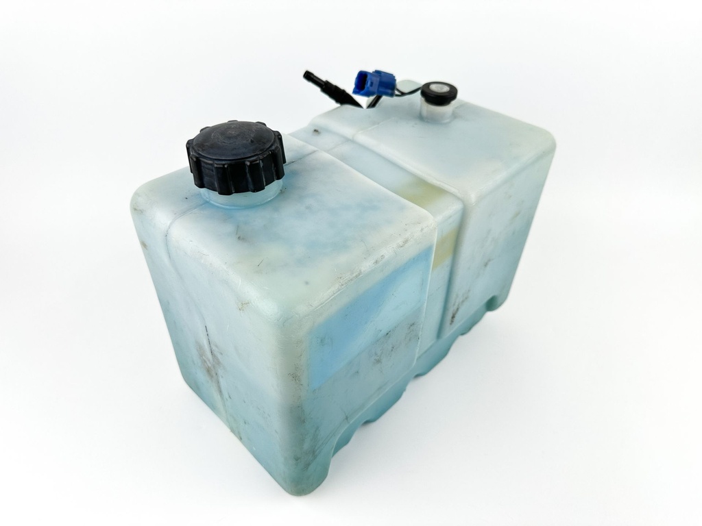 Yamaha Remote Outboard Oil Tank 10.5L 2.8 Gallons W/ Pump & Sensor