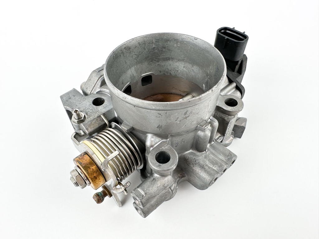 2011 Yamaha 115 HP 4 Stroke Outboard Throttle Body Assembly 68V-13751-20-00 OEM