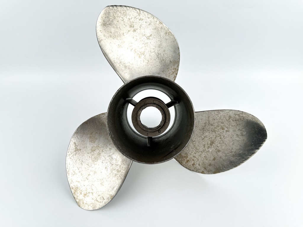 Mercury 48-16314 Vengeance RH 3-Blade 14″x 17P Stainless Steel Propeller