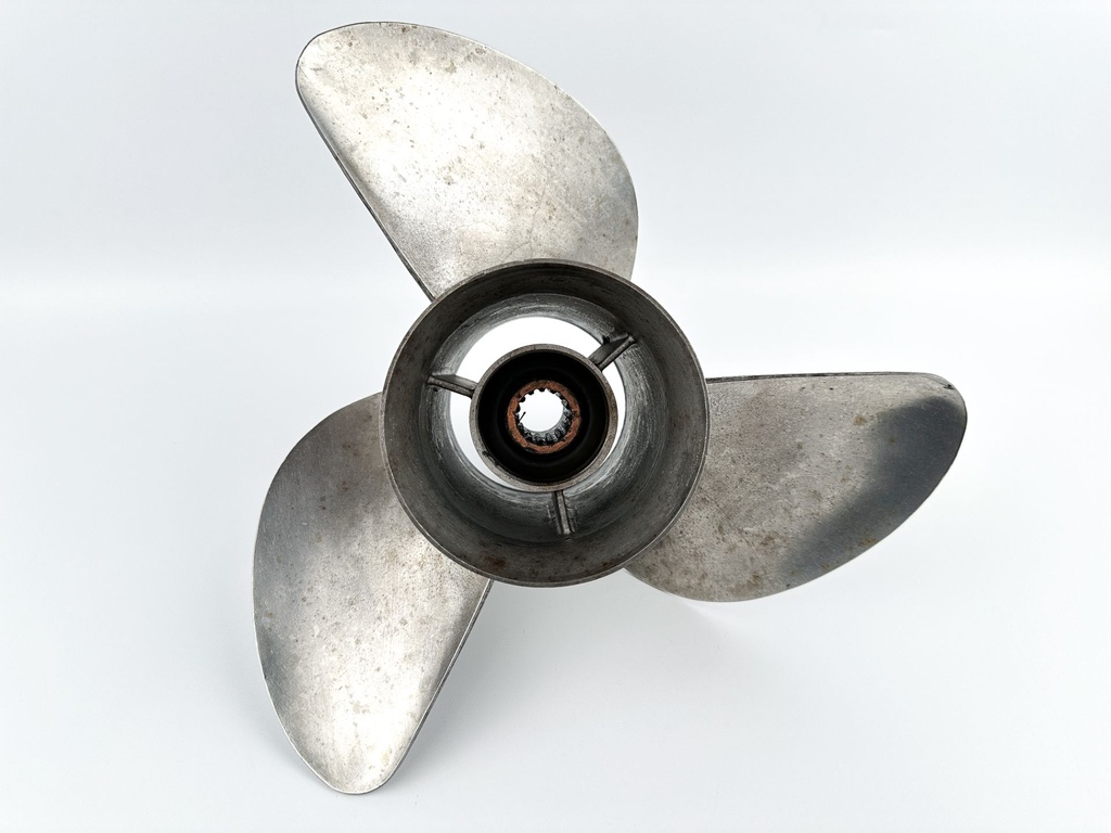 Yamaha Prop Propeller 3 Blade Stainless Steel 13 3/4" x 17P - Right Hand Standard