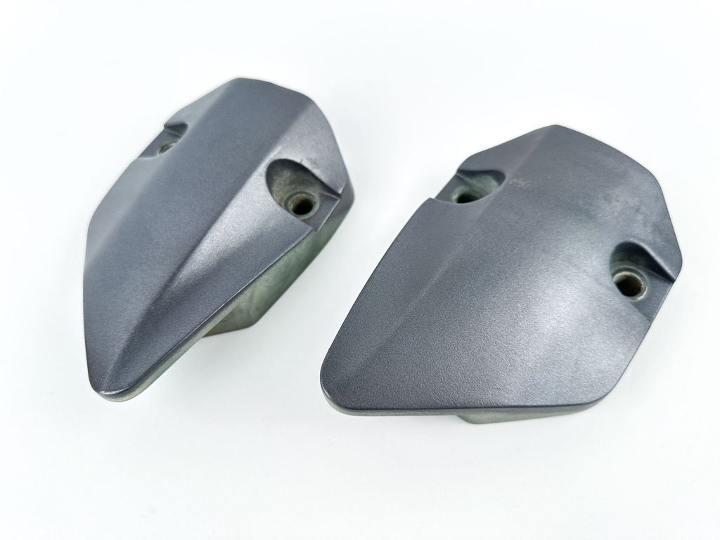 2007 Yamaha 150 HP 4 Stroke Outboard Lower Mount Covers Set 63P-44556-00-8D OEM