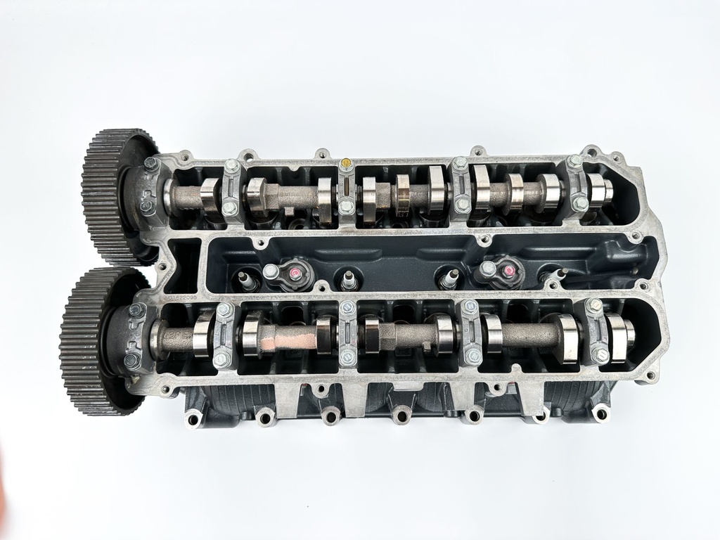 2016 Yamaha 150 HP 4 Stroke Outboard Cylinder Head 63P-W009A-04-9S OEM