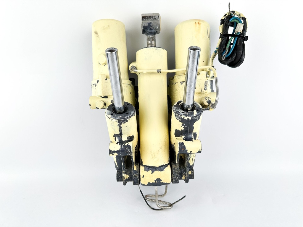 02-18 Yamaha 200 225 250 300 HP 4 Stroke Outboard Power Trim Tilt Unit - Used