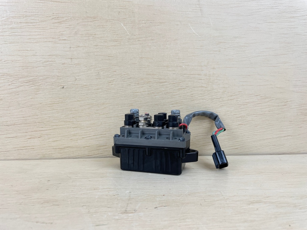 Yamaha 250HP 4.2L Outboard Trim And Tilt Relay Assembly 6AW-81950-00-00