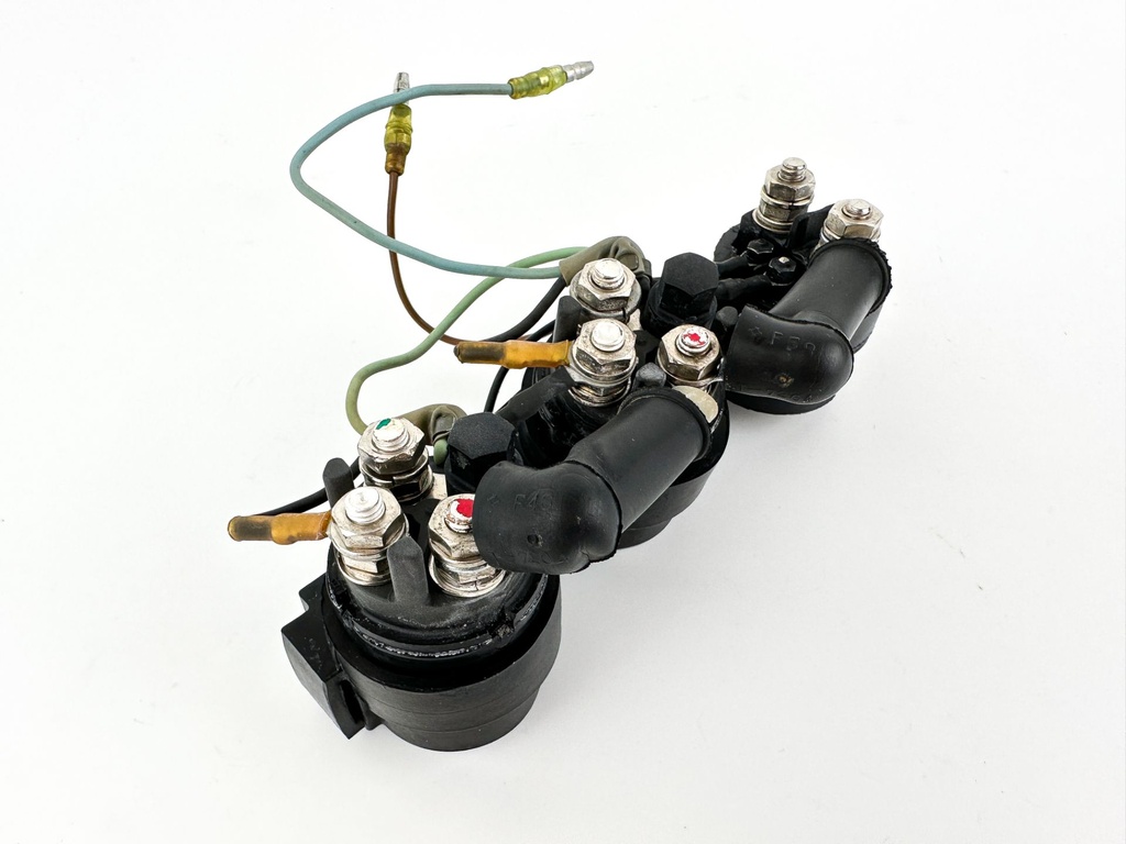 2001 Yamaha 80 HP 4 Stroke Outboard Trim Tilt Relay 6E5-8195B-01-00 OEM