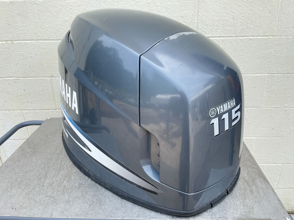 2006 Yamaha 115 HP 4 Stroke Outboard Top Cowling 68V-42610-12-8D OEM