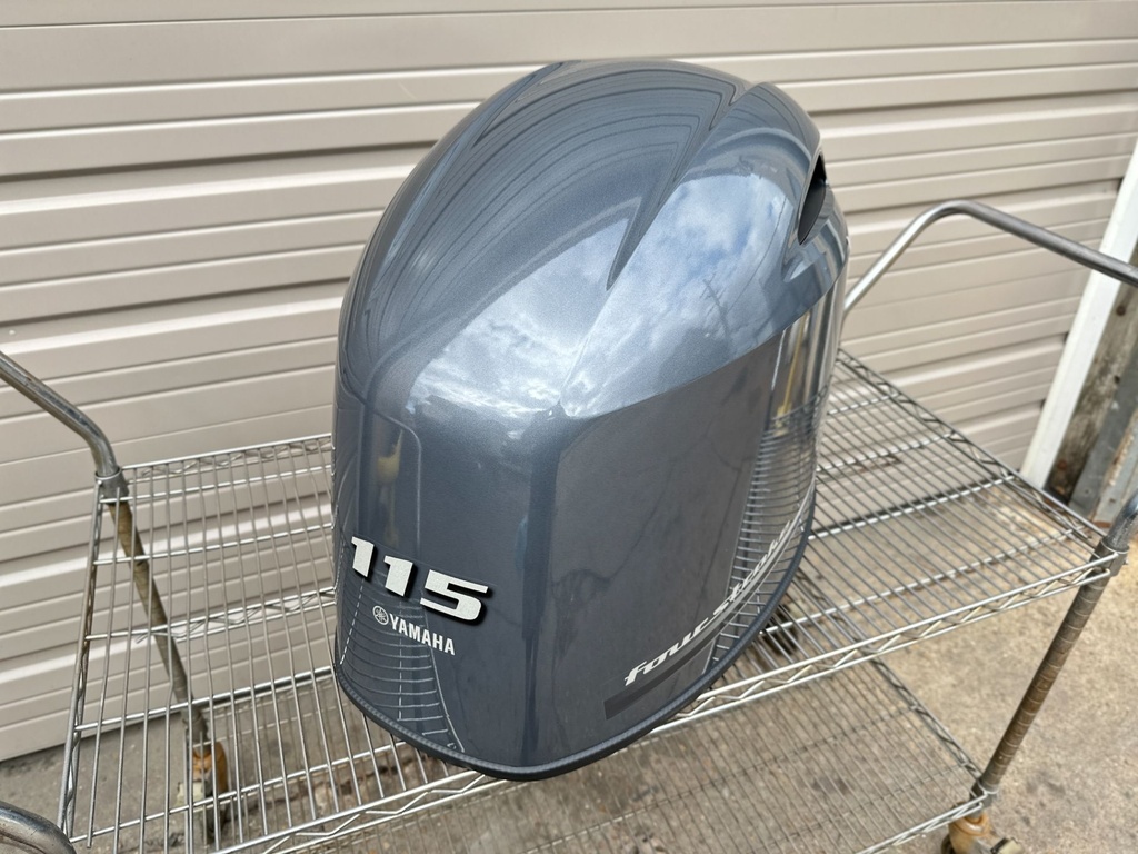 2014 + Yamaha 115HP 4 Stroke Outboard Top Cowling Cover Hood 6EK-42610-02-00