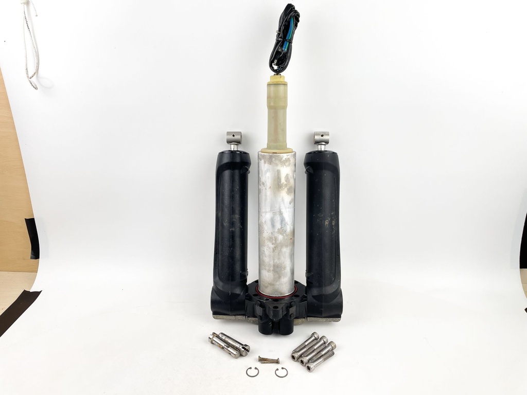 2006 Mercury 275 HP 4 Stroke Outboard Power Trim Tilt Unit 896156A01 OEM