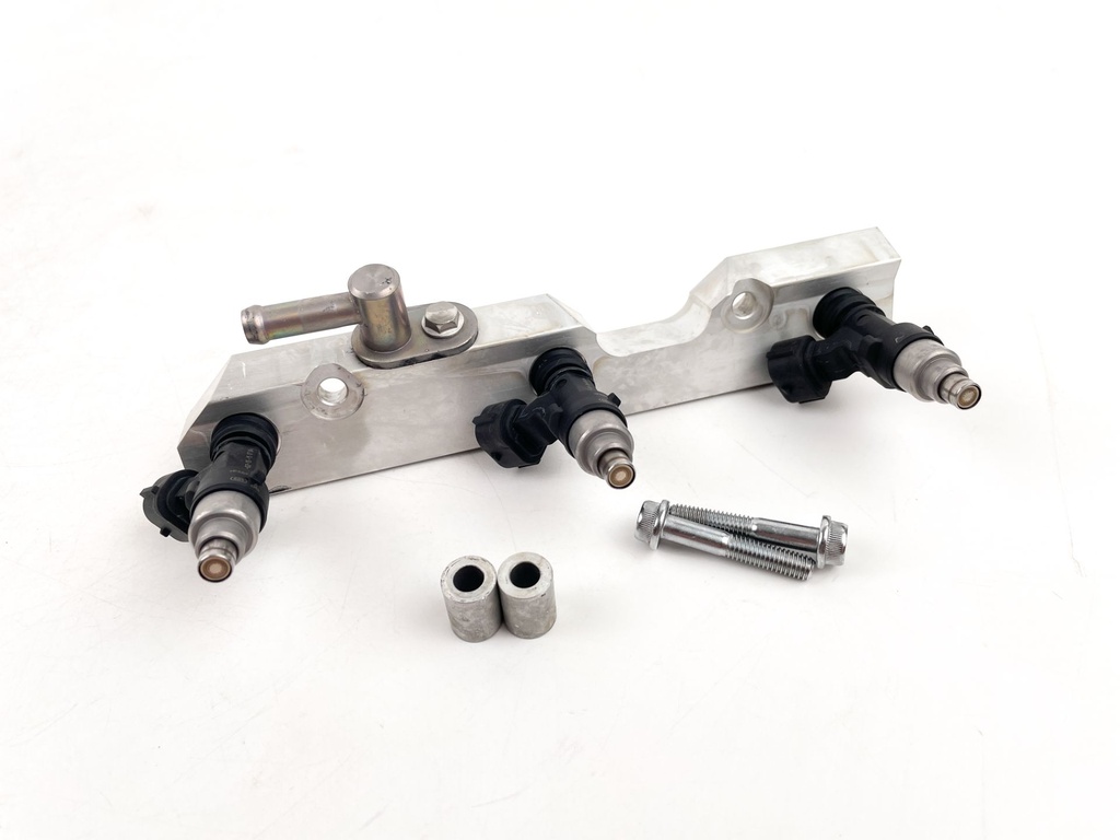 2013 Suzuki 60 HP 4 Stroke Outboard Fuel Injector Set W/ Rail 15710-85K00 OEM