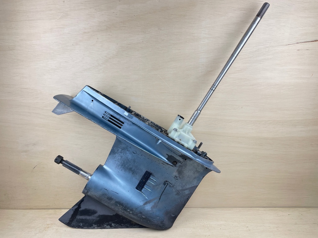 2005 Yamaha 150HP 4 Stroke Outboard 20" Lower Unit Gearcase Assembly 63P-45300-01-8D