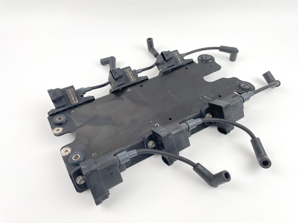 1999 Mercury 225 HP 2 Stroke Outboard Ignition Coil Set W/ Plate 827509T7 OEM