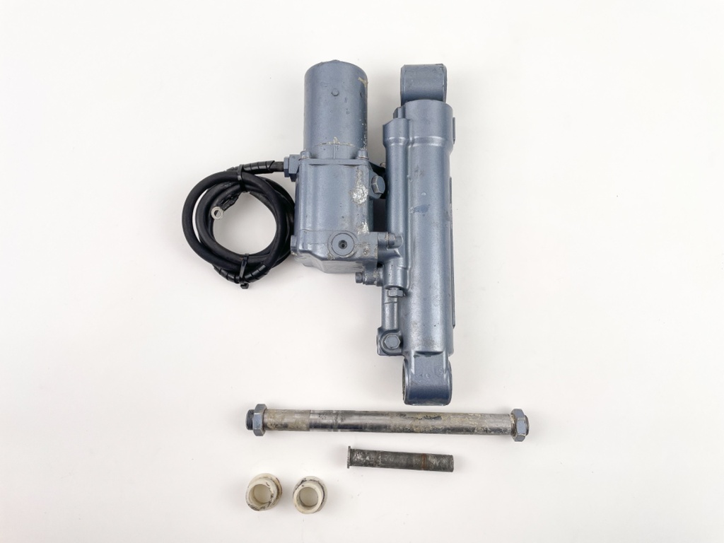 1986-1996Yamaha 40 50 HP 2 Stroke Outboard Power Trim Tilt Unit 6H5-43840-04-EK