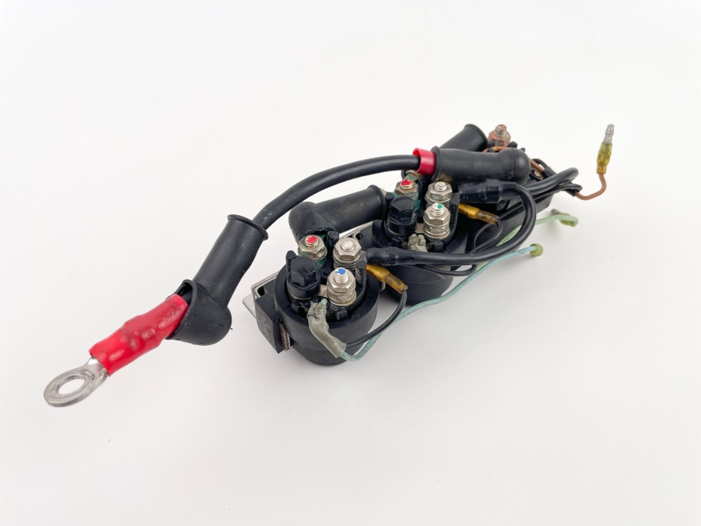 2002 Yamaha 150 HP 2 Stroke Outboard Trim Tilt Relay 6E5-81950-00-00 OEM