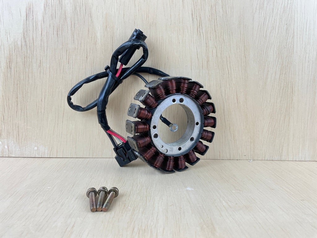 2003 Yamaha 115HP F115 Outboard Stator Assembly With Bolts 68V-81410-00-00
