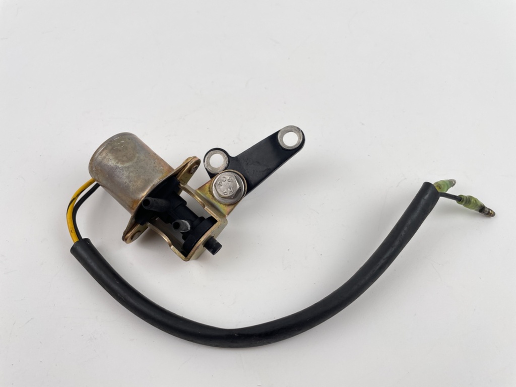 1992 Mercury 150 HP 2 Stroke Outboard Enrichner Valve F694924 OEM