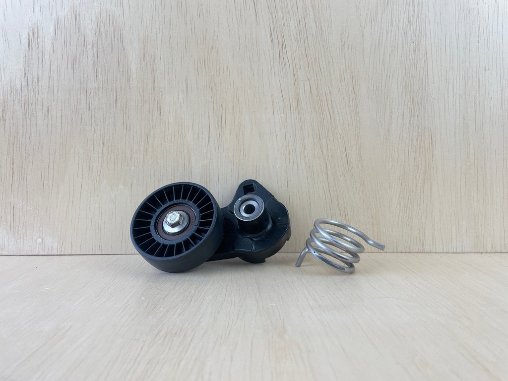 2007 Mercury 225HP Optimax Belt Tensioner Assembly With Pulley 856815T2
