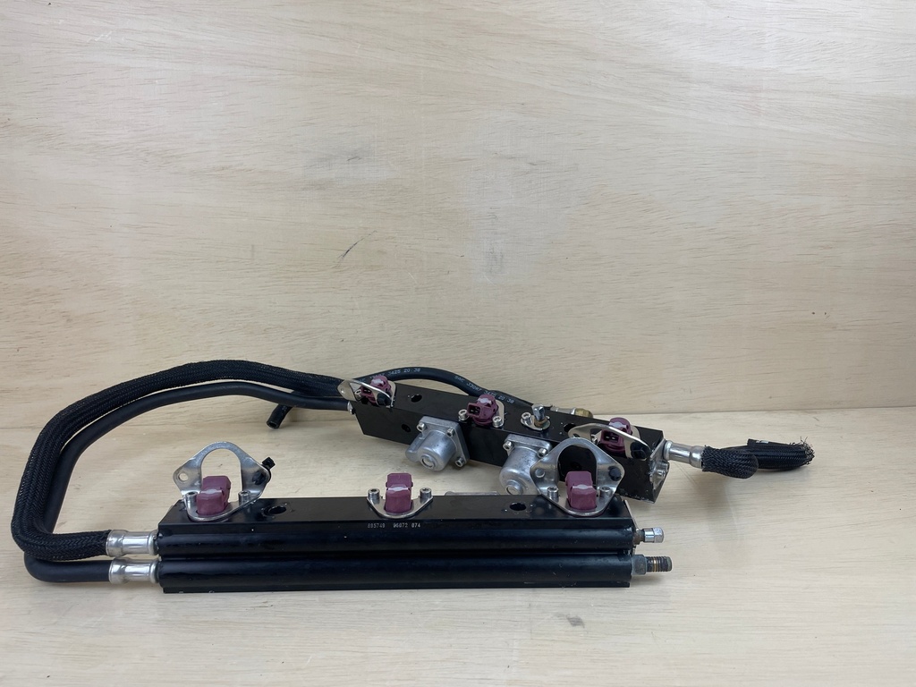 2008 Mercury 225HP Optimax Fuel Injector Set With Fuel Rails 895747T02 804528