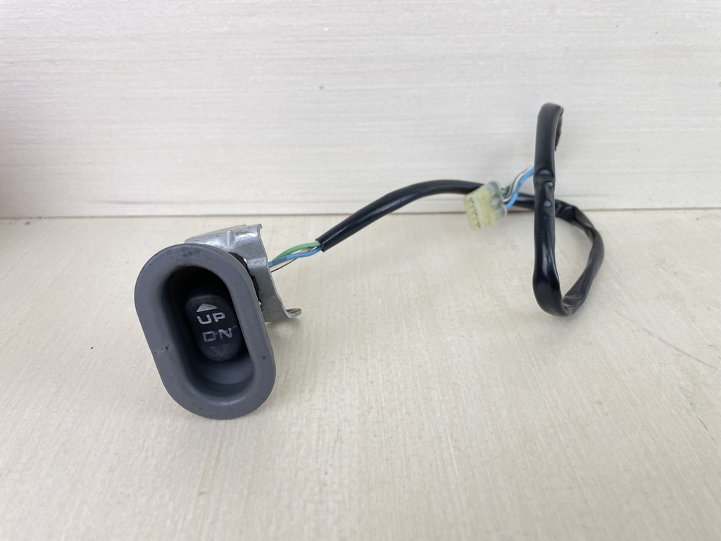 2001 Honda 90HP 4 Stroke Outboard Trim Tilt Switch 35640-ZW1-023