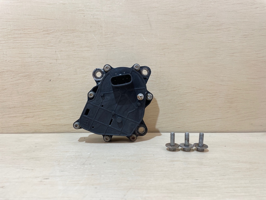 2007 Evinrude Etec 115HP Outboard Exhaust Valve Actuator 5006008 5007772