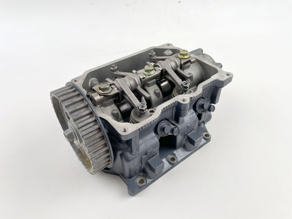 2001 Yamaha 25 HP 4 Stroke Outboard Cylinder Head 65W-W009A-12-4D OEM