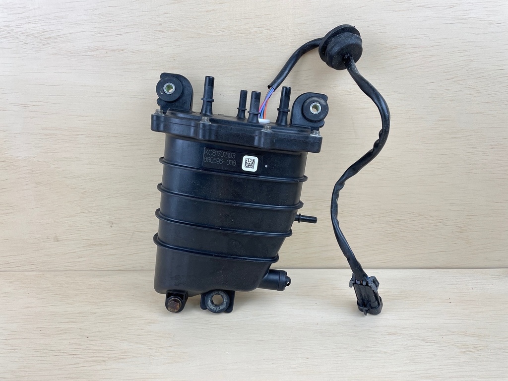 Mercury Verado 275HP Outboard FSM Fuel Supply Module 880596T02 - Parts