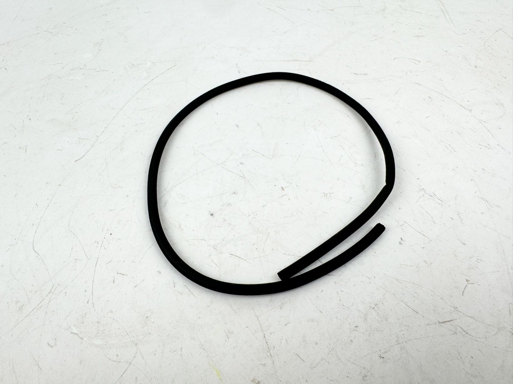 Johnson Evinrude BRP OMC Engine Cover Seal 331018 Brand New OEM
